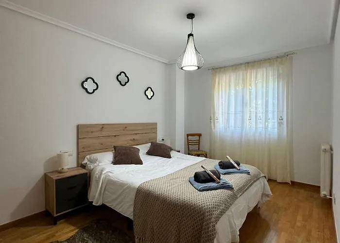 Lägenhet Paseo Del Rio *